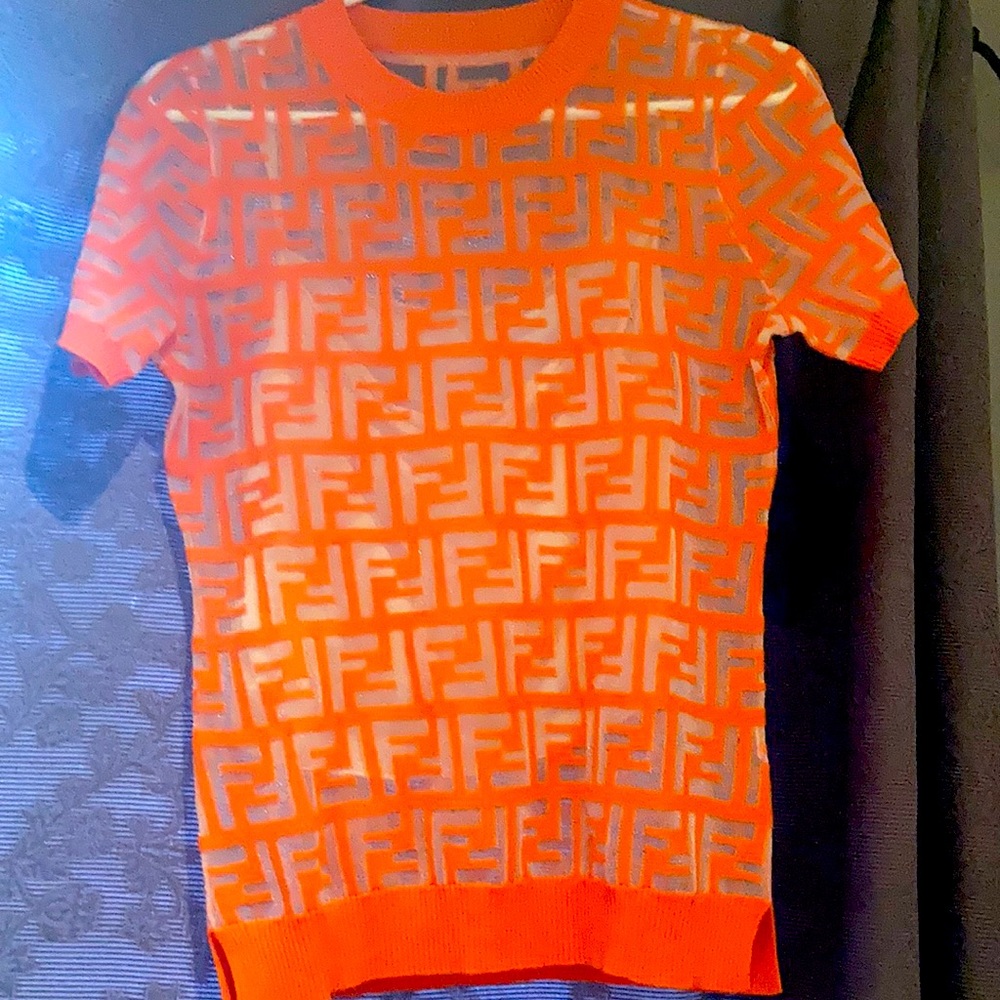 Fendi t-shirt in orange monogram